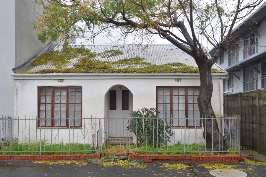 4 Bedroom Property for Sale in Wynberg Western Cape